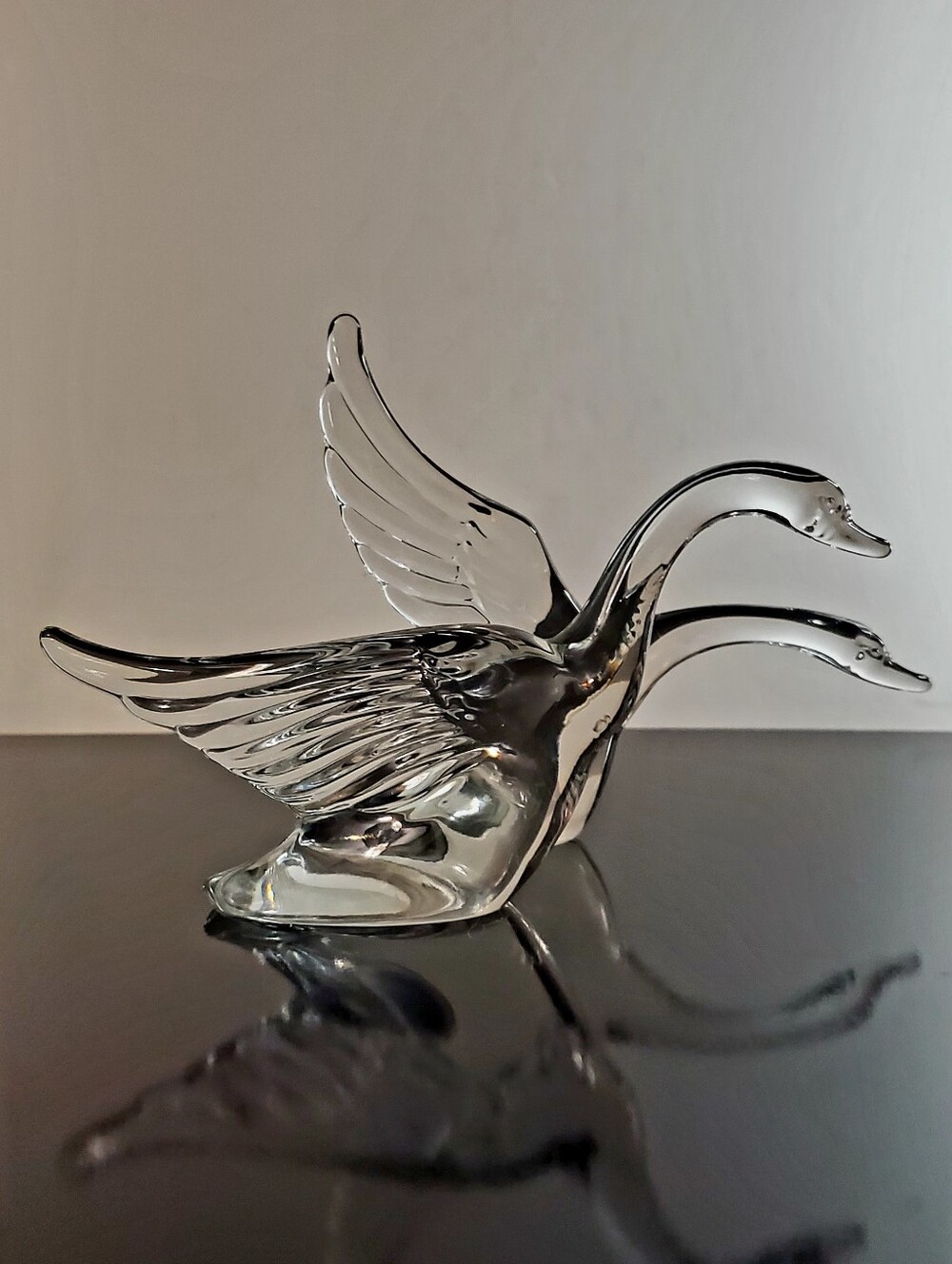 (2) Heisey Blown Clear Crystal Geese In Motion Figurines by Imperial Glass - Picture 10 of 16